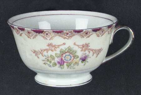 EMP50 Footed Cup