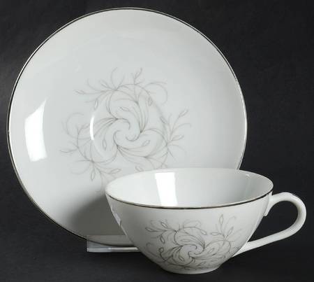 Riviera Flat Cup & Saucer Set