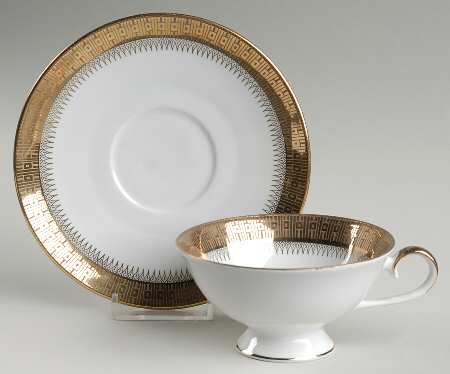 Gitty Footed Cup & Saucer Set
