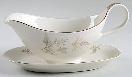18134 Gravy Boat with Attached Underplate
