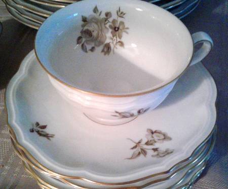 Balmoral Footed Cup & Saucer Set