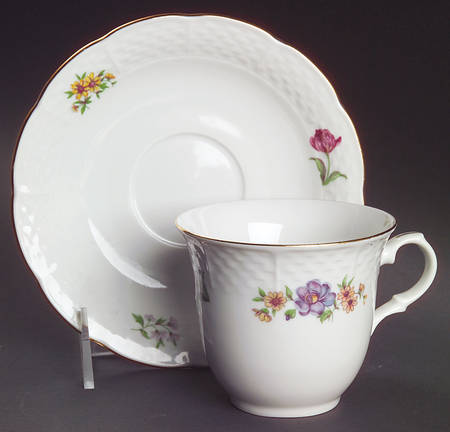 Bouquet Flat Cup & Saucer Set
