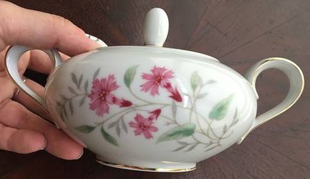 P861c Sugar Bowl & Lid