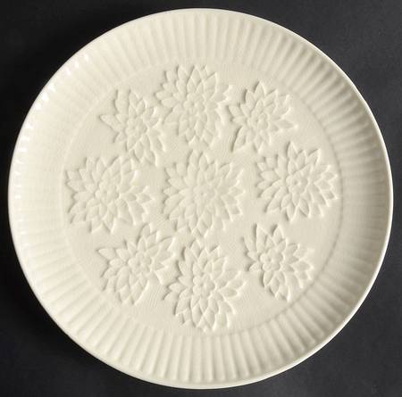 Pasadena 12" Chop Plate (Round Platter)