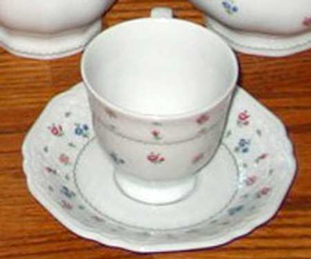 ESC76 Footed Cup & Saucer Set