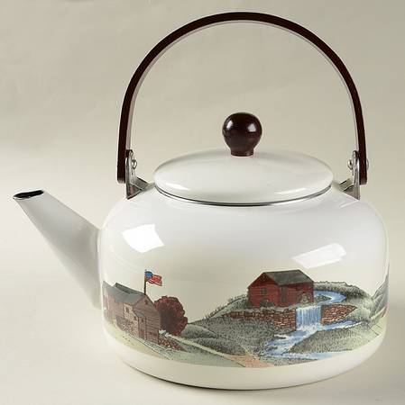 Pioneer Bay Metal Kettle & Lid