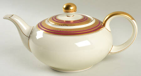 A218 Teapot & Lid