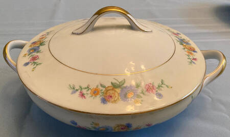 ESC94 Round Covered Vegetable