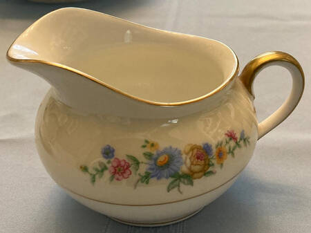 ESC94 Creamer