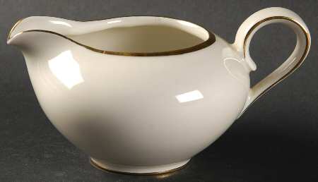 W896 Creamer
