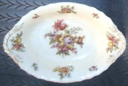 8472-1 10" Oval Vegetable Bowl