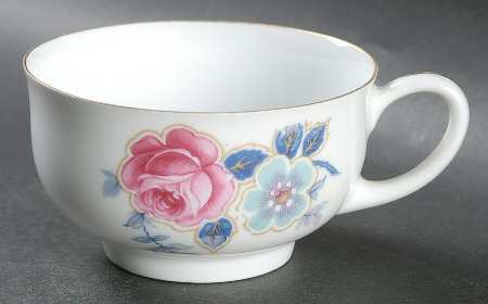 1379 Footed Cup