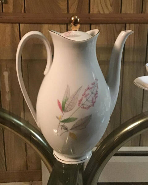 2284 Coffee Pot & Lid