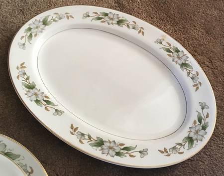 EMB72 14" Oval Serving Platter