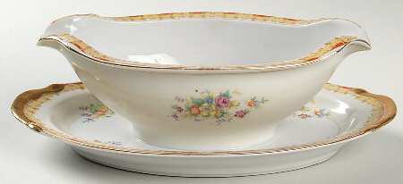 ESO19 Gravy Boat with Attached Underplate