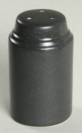 Zoom Cream Salt Shaker