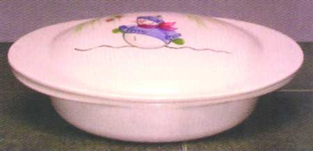 Snowman 2 Qt Round Covered Casserole