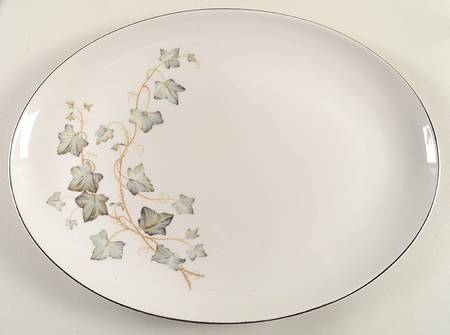 EMB76 (Platinum Trim) 13" Oval Serving Platter