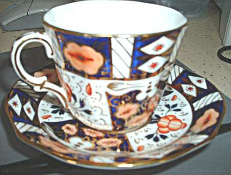 Strathmore Flat Cup & Saucer Set
