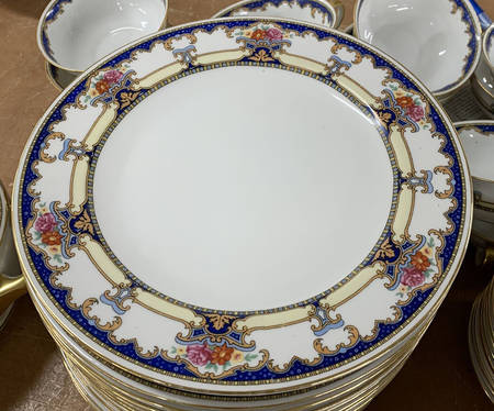 7303 Dinner Plate