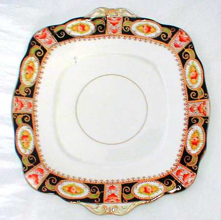 1321 Handled Cake Plate