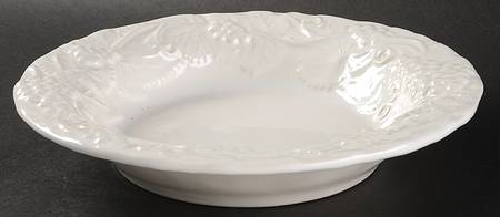 Grape Leaf Large Rim Soup Bowl