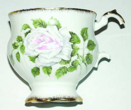 3411 Footed Cup