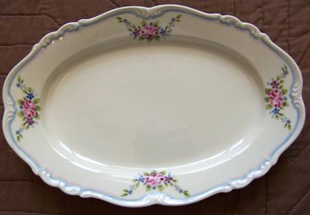 EDE33 14" Oval Serving Platter