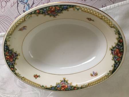 EPI282 9" Oval Vegetable Bowl