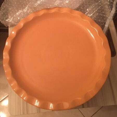Citron Pastis (Yellow) 12" Diameter Pedestal Cake Stand