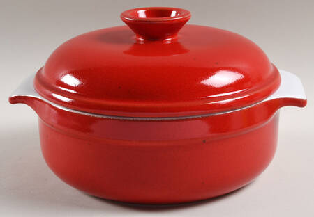 Cerise (Provencale Red) 2 Qt Round Covered Casserole