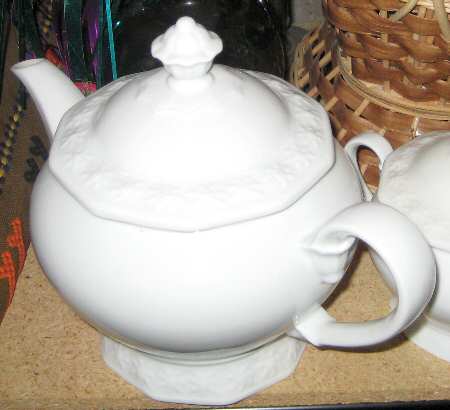 ESC175 Teapot & Lid
