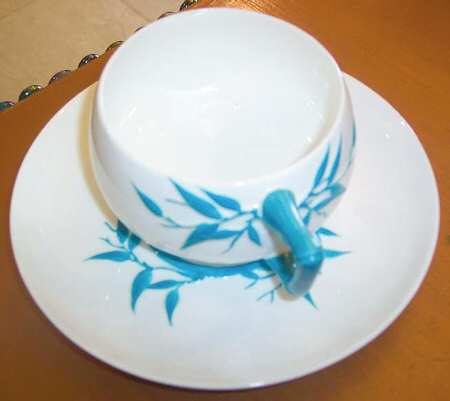 8585 Flat Cup & Saucer Set