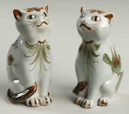 El Palomar Green Figural Salt Shaker