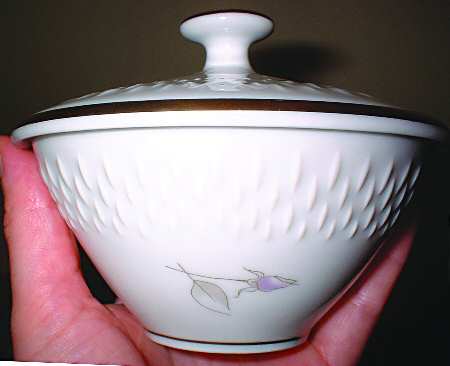 21257 Sugar Bowl & Lid