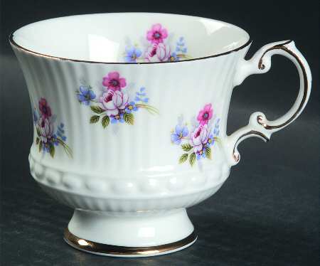 3280 Footed Cup