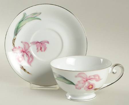 Corsage Footed Cup & Saucer Set