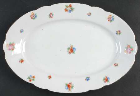 2870 (Scalloped) 13" Oval Serving Platter