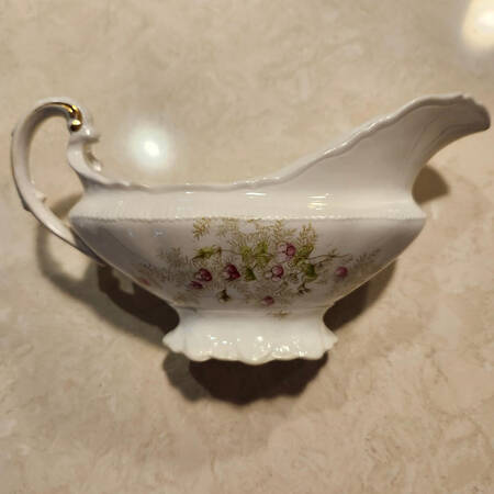 EPP6 Gravy Boat