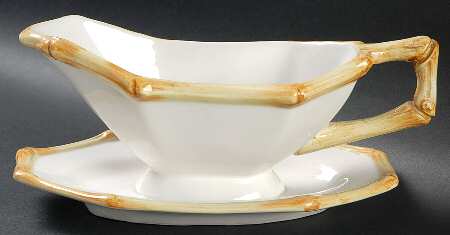 ESE28 Gravy Boat with Attached Underplate
