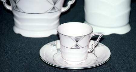 9232 Footed Cup & Saucer Set
