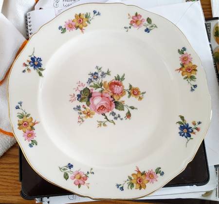 8870 Dinner Plate