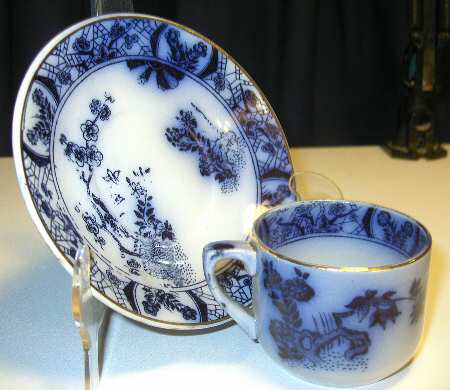 ENG90 Flat Cup & Saucer Set