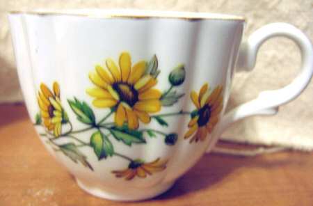 6834 Footed Cup