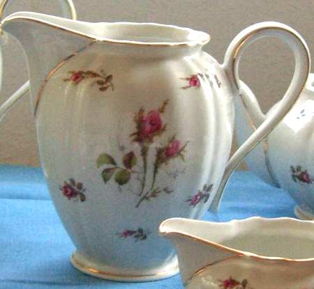 Moosrose Pitcher