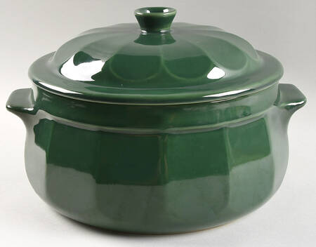 Olive Green 4 Quart Round Covered Casserole