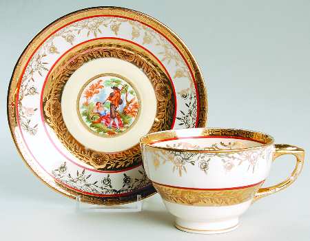 EWD13 Footed Cup & Saucer Set