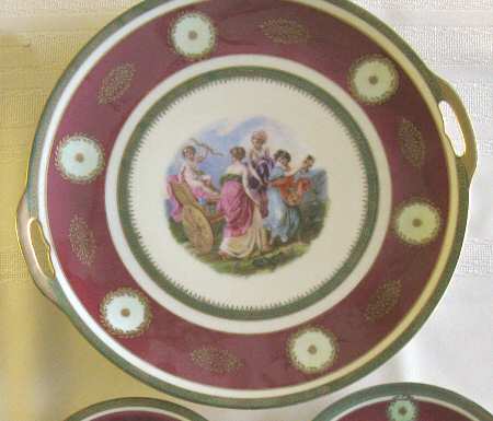 EPI172 Handled Cake Plate