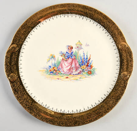 EAN34 Handled Cake Plate