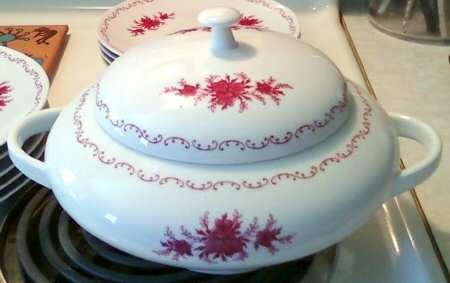 EDE46 Round Covered Vegetable